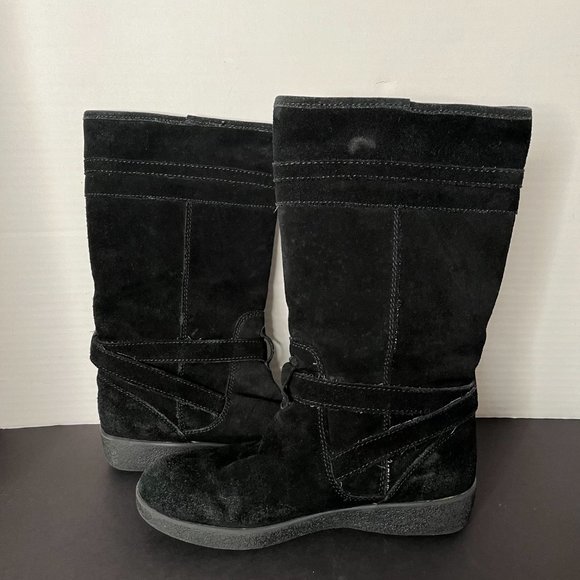 Coach Winter Suede Boots - Picture 5 of 10